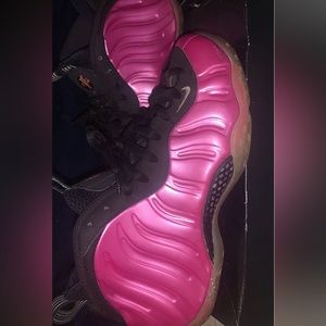 Pink Foamposites/size 9.5/condition 8/10